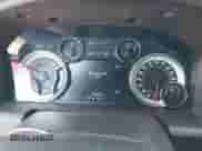 2018 Ram 1500 Big Horn z VIN 1C6RR6LT1JS132672, wystawiony jako IAAI lot #43161381 z przebiegiem 136 924 mil mil oraz . Historia ofert i sprzedaży dostępna na DreamBid. Obrazek 7.