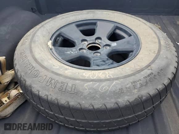 2016 Ram 1500 Big Horn z VIN 1C6RR6LT8GS221258, wystawiony jako Copart lot #70324955 z przebiegiem 183 560 mil mil oraz Szkoda całkowita • Salvage title. Historia ofert i sprzedaży dostępna na DreamBid. Obrazek 12.