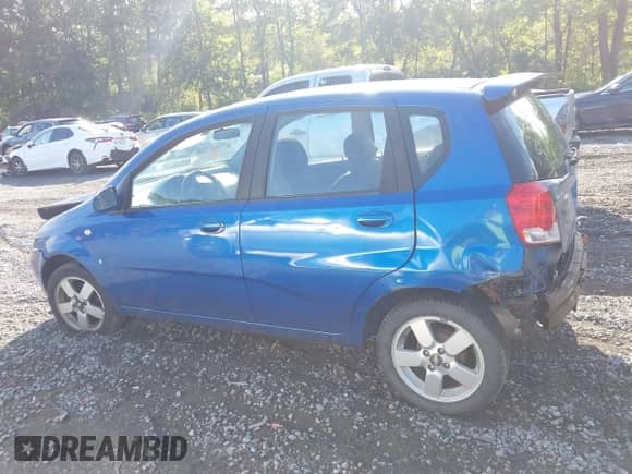 2008 Chevrolet Aveo LS с VIN KL1TD66678B062891, выставлен на аукционе IAAI как лот 43148640 с пробегом 142 678 миль миль и . История ставок и продаж доступна на DreamBid. Изображение 14.