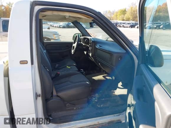 2004 Chevrolet Silverado 1500 Work Truck с VIN 1GCEC14XX4Z134641, выставлен на аукционе IAAI как лот 43565686 с пробегом 294 099 миль миль и . История ставок и продаж доступна на DreamBid. Изображение 5.
