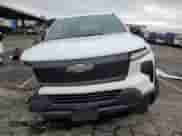 2024 Chevrolet Silverado EV Work Truck с VIN 1GC10UED6RU202788, выставлен на аукционе Copart как лот 86390984 с пробегом 5 293 миль миль и Списание • Salvage title. История ставок и продаж доступна на DreamBid. Изображение 5.