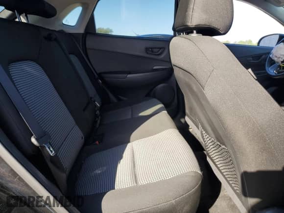 2018 Hyundai Kona SEL с VIN KM8K62AA0JU097300, выставлен на аукционе Copart как лот 86684855 с пробегом 59 912 миль миль и Списание • Salvage title. История ставок и продаж доступна на DreamBid. Изображение 11.