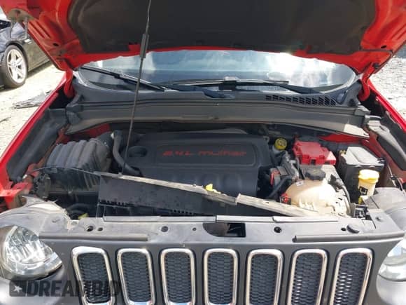 2018 Jeep Renegade Latitude with VIN ZACCJBBB3JPH88983, listed as a IAAI auction lot 42787716 with 126,451 mi miles and . Bid and sale history available at DreamBid. Image 10.