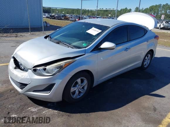 2015 Hyundai Elantra SE с VIN 5NPDH4AE2FH579399, выставлен на аукционе IAAI как лот 43498759 с пробегом 111 260 миль миль и . История ставок и продаж доступна на DreamBid. Изображение 17.