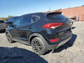 2017 Hyundai Tucson Sport z VIN KM8J33A27HU437961, wystawiony jako Copart lot #90903805 z przebiegiem 154 472 mil mil oraz Czysty tytuł • Clean title. Historia ofert i sprzedaży dostępna na DreamBid. Obrazek 2.