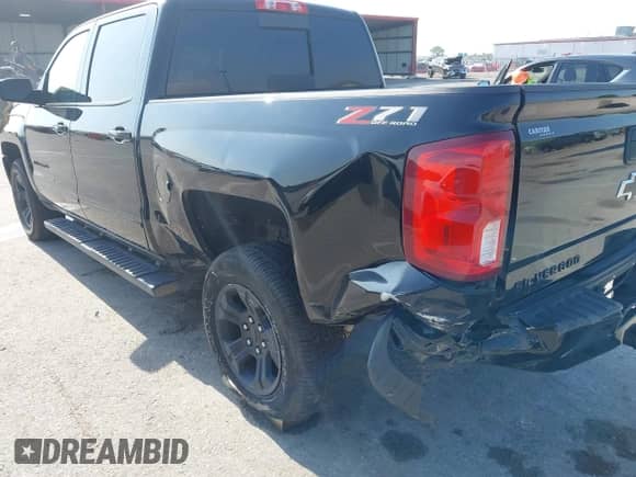 2018 Chevrolet Silverado 1500 LTZ with VIN 3GCUKSEC1JG535507, listed as a IAAI auction lot 42277025 with 81,713 mi miles and . Bid and sale history available at DreamBid. Image 19.