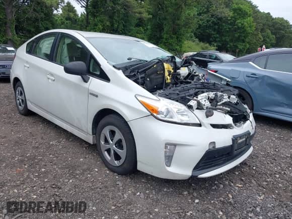 2015 Toyota Prius Four с VIN JTDKN3DUXF0464365, выставлен на аукционе IAAI как лот 42604213 с пробегом 171 948 миль миль и . История ставок и продаж доступна на DreamBid. Изображение 1.