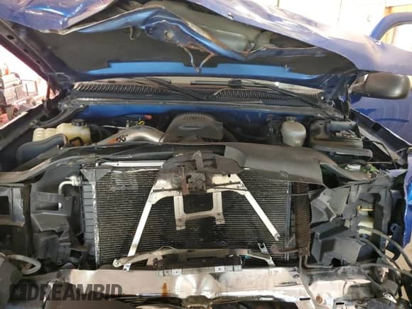 2004 Chevrolet Silverado 1500 Z71 с VIN 1GCEK19T64E137164, выставлен на аукционе Copart как лот 81909655 с пробегом 289 657 миль миль и Списание • Salvage title. История ставок и продаж доступна на DreamBid. Изображение 11.