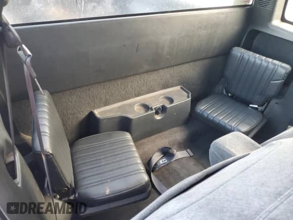 1998 Chevrolet S-10 LS с VIN 1GCCS194XWK261605, выставлен на аукционе Copart как лот 54703745 с пробегом 246 406 миль миль и На запчасти • Non repairable. История ставок и продаж доступна на DreamBid. Изображение 10.