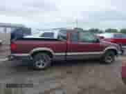 1998 Chevrolet S-10 LS с VIN 1GCCS19X4W8101503, выставлен на аукционе IAAI как лот 42313260 с пробегом 181 364 миль миль и . История ставок и продаж доступна на DreamBid. Изображение 13.