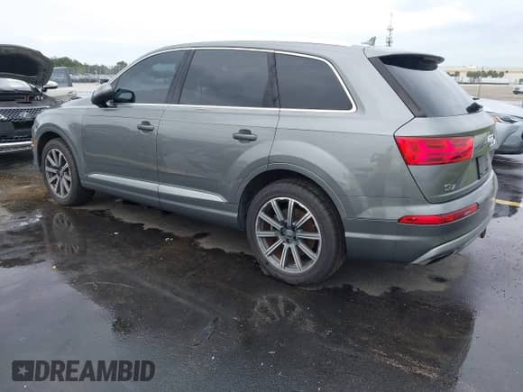 2017 Audi Q7 Premium Plus с VIN WA1LAAF71HD014122, выставлен на аукционе IAAI как лот 43228723 с пробегом 107 448 миль миль и . История ставок и продаж доступна на DreamBid. Изображение 3.