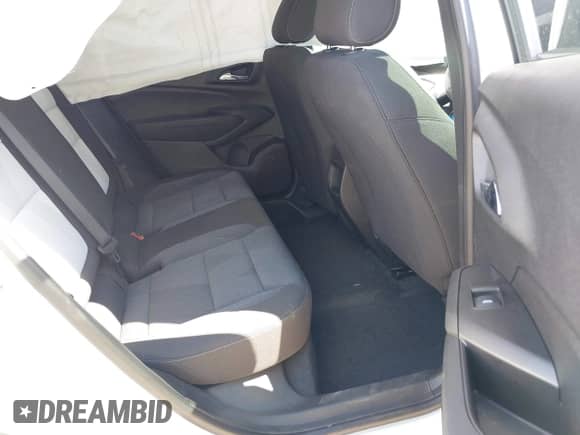 2025 Chevrolet Trax LS with VIN KL77LFEP5SC231280, listed as a IAAI auction lot 43384042 with 7,205 mi miles and . Bid and sale history available at DreamBid. Image 8.