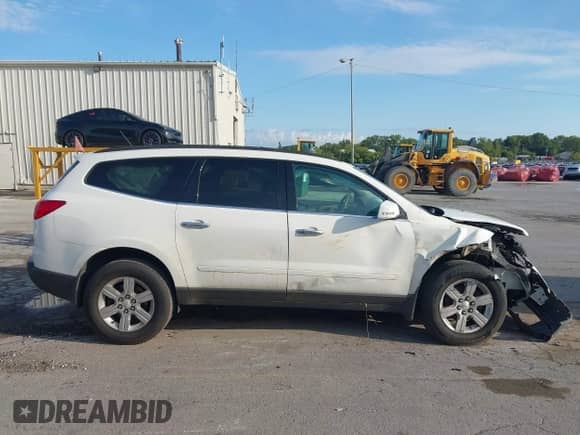 2011 Chevrolet Traverse 1LT с VIN 1GNKVGED6BJ255111, выставлен на аукционе IAAI как лот 43273413 с пробегом 217 212 миль миль и . История ставок и продаж доступна на DreamBid. Изображение 13.