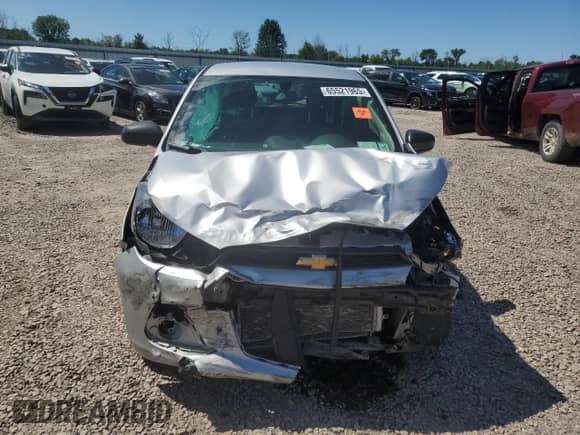 2017 Chevrolet Spark LS z VIN KL8CB6SA0HC733247, wystawiony jako Copart lot #65521965 z przebiegiem 108 570 mil mil oraz Nie do naprawy • Non repairable. Historia ofert i sprzedaży dostępna na DreamBid. Obrazek 5.