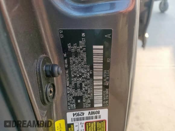 2013 Toyota Sienna SE with VIN 5TDXK3DCXDS323103, listed as a Copart auction lot 81197485 with 180,467 mi miles and Salvage title. Bid and sale history available at DreamBid. Image 13.