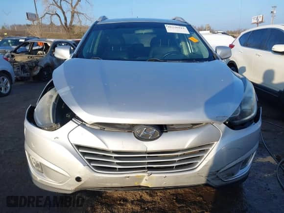 2014 Hyundai Tucson Walking Dead Edition с VIN KM8JUCAG2EU872214, выставлен на аукционе IAAI как лот 41236912 с пробегом 109 362 миль миль и . История ставок и продаж доступна на DreamBid. Изображение 12.
