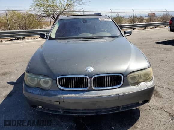 2005 BMW 7 Series 745i with VIN WBAGL63545DP74605, listed as a Copart auction lot 67817135 with 140,050 mi miles and Clean title. Bid and sale history available at DreamBid. Image 5.