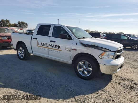 2019 Ram 1500 Tradesman z VIN 1C6RR7KMXKS726548, wystawiony jako Copart lot #71636945 z przebiegiem 124 557 mil mil oraz Szkoda całkowita • Salvage title. Historia ofert i sprzedaży dostępna na DreamBid. Obrazek 4.