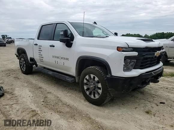 2024 Chevrolet Silverado 2500HD Work Truck с VIN 2GC4YLEYXR1168708, выставлен на аукционе Copart как лот 61971585 с пробегом 28 080 миль миль и Списание • Salvage title. История ставок и продаж доступна на DreamBid. Изображение 13.