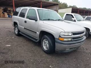 2005 Chevrolet Tahoe LT с VIN 1GNEC13T75R225390, выставлен на аукционе IAAI как лот 41573973 с пробегом 299 060 миль миль и . История ставок и продаж доступна на DreamBid. Изображение 1.