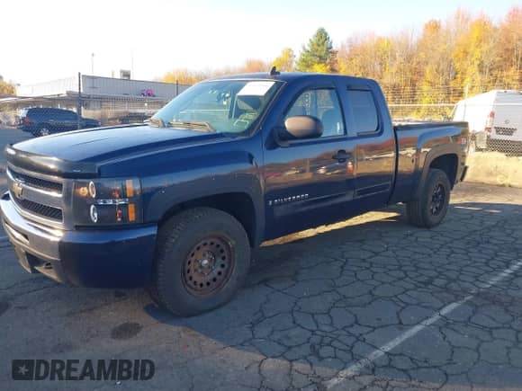 2009 Chevrolet Silverado 1500 LT с VIN 1GCEK29J69Z256935, выставлен на аукционе IAAI как лот 43469940 с пробегом 203 979 миль миль и . История ставок и продаж доступна на DreamBid. Изображение 2.