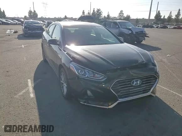 2018 Hyundai Sonata SE with VIN 5NPE24AF0JH669383, listed as a Copart auction lot 84471675 with 103,602 mi miles and Salvage title. Bid and sale history available at DreamBid. Image 13.