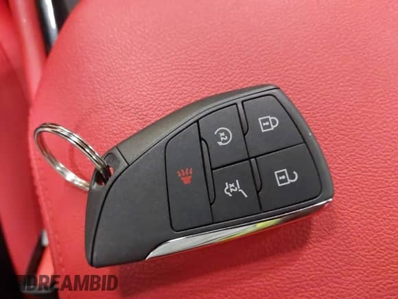 2024 Chevrolet Blazer EV eAWD RS z VIN 3GNKDCRJ9RS213455, wystawiony jako IAAI lot #42324844 z przebiegiem 2 379 mil mil oraz . Historia ofert i sprzedaży dostępna na DreamBid. Obrazek 11.