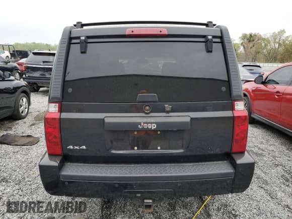2010 Jeep Commander Sport с VIN 1J4RG4GK1AC105237, выставлен на аукционе Copart как лот 49691815 с пробегом 207 747 миль миль и Списание • Salvage title. История ставок и продаж доступна на DreamBid. Изображение 6.