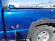 2003 GMC Sierra 1500 SLT z VIN 1GTEK19T93E376805, wystawiony jako IAAI lot #42238370 z przebiegiem 245 948 mil mil oraz . Historia ofert i sprzedaży dostępna na DreamBid. Obrazek 14.