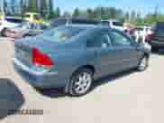 2002 Volvo S60 с VIN YV1RH58D522138719, выставлен на аукционе IAAI как лот 42410357 с пробегом 187 515 миль миль и . История ставок и продаж доступна на DreamBid. Изображение 4.