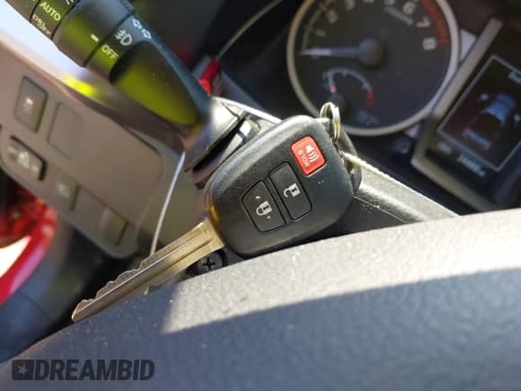 2021 Toyota Tacoma SR5 with VIN 3TYAZ5CN0MT012512, listed as a IAAI auction lot 43257664 with 34,488 mi miles and . Bid and sale history available at DreamBid. Image 11.