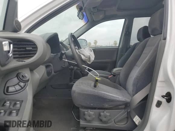 2002 Hyundai Santa Fe GLS с VIN KM8SC73D02U311622, выставлен на аукционе Copart как лот 71742874 с пробегом 99 807 миль миль и Списание • Salvage title. История ставок и продаж доступна на DreamBid. Изображение 7.