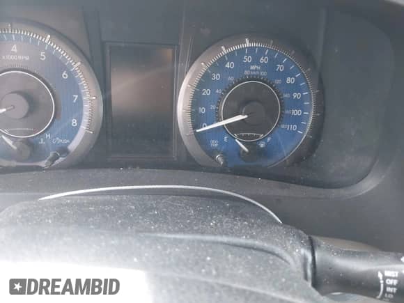 2015 Toyota Sienna XLE with VIN 5TDYK3DC3FS609947, listed as a IAAI auction lot 42097199 with Not provided miles and . Bid and sale history available at DreamBid. Image 16.