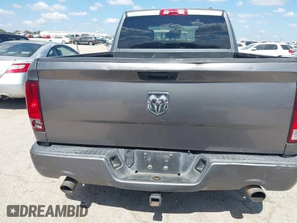 2012 Ram 1500 Express с VIN 1C6RD6FT7CS237438, выставлен на аукционе IAAI как лот 43402526 с пробегом 170 081 миль миль и . История ставок и продаж доступна на DreamBid. Изображение 16.
