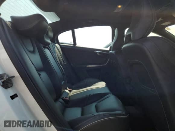 2014 Volvo S60 T6 with VIN YV1902FH9E2289403, listed as a Copart auction lot 62360975 with 185,473 mi miles and Salvage title. Bid and sale history available at DreamBid. Image 10.