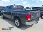 2015 Ram 1500 Big Horn z VIN 1C6RR6LT4FS660956, wystawiony jako IAAI lot #43097619 z przebiegiem 328 879 mil mil oraz . Historia ofert i sprzedaży dostępna na DreamBid. Obrazek 3.