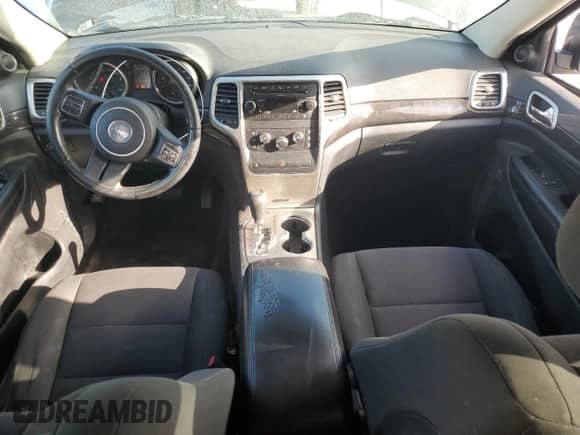 2011 Jeep Grand Cherokee Laredo с VIN 1J4RR4GG4BC590030, выставлен на аукционе Copart как лот 70199405 с пробегом 204 419 миль миль и Списание • Salvage title. История ставок и продаж доступна на DreamBid. Изображение 8.