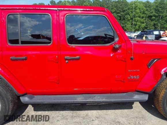 2021 Jeep Wrangler Unlimited Sahara High Altitude с VIN 1C4HJXEN2MW761970, выставлен на аукционе IAAI как лот 42716235 с пробегом 54 691 миль миль и . История ставок и продаж доступна на DreamBid. Изображение 13.