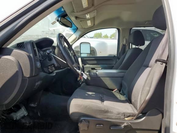 2010 Chevrolet Silverado 2500HD LT с VIN 1GC4KXBG9AF148595, выставлен на аукционе Copart как лот 59673455 с пробегом 208 076 миль миль и Списание • Salvage title. История ставок и продаж доступна на DreamBid. Изображение 7.