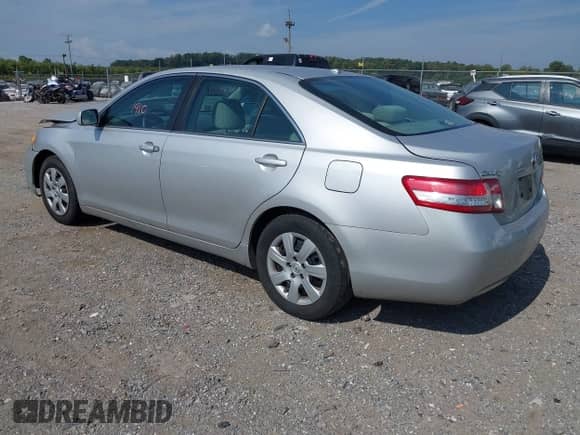 2011 Toyota Camry LE with VIN 4T1BF3EK6BU757169, listed as a IAAI auction lot 43211910 with 196,463 mi miles and . Bid and sale history available at DreamBid. Image 3.