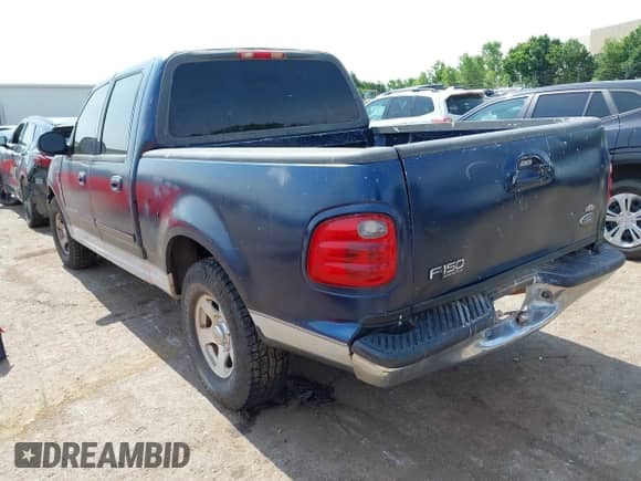 2002 Ford F-150 XLT z VIN 1FTRW07612KA74888, wystawiony jako IAAI lot #42465713 z przebiegiem Nie podano mil oraz . Historia ofert i sprzedaży dostępna na DreamBid. Obrazek 3.
