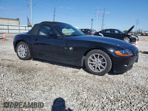 2003 BMW Z4 2.5i with VIN 4USBT33493LS41245, listed as a Copart auction lot 85943195 with 103,728 mi miles and Salvage title. Bid and sale history available at DreamBid. Image 4.