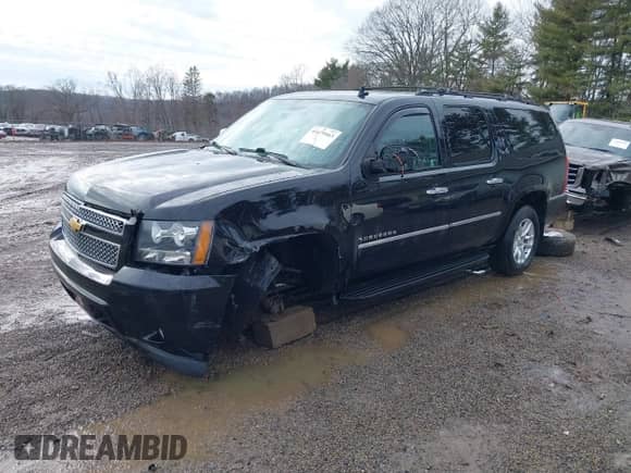 2014 Chevrolet Suburban LTZ с VIN 1GNSKKE73ER141451, выставлен на аукционе IAAI как лот 41479463 с пробегом 127 876 миль миль и . История ставок и продаж доступна на DreamBid. Изображение 2.