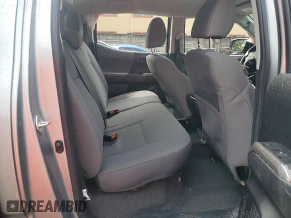 2022 Toyota Tacoma SR5 с VIN 3TMAZ5CN3NM180481, выставлен на аукционе Copart как лот 81331005 с пробегом 31 323 миль миль и Списание • Salvage title. История ставок и продаж доступна на DreamBid. Изображение 10.