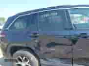 2024 Jeep Grand Cherokee Limited with VIN 1C4RJHBG2RC150698, listed as a IAAI auction lot 42841028 with 17,540 mi miles and . Bid and sale history available at DreamBid. Image 6.