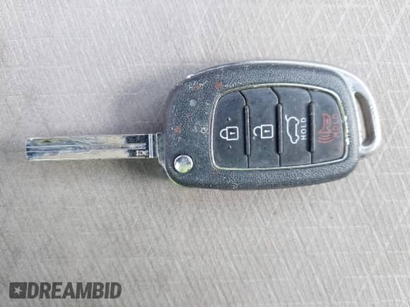 2016 Hyundai Tucson SE with VIN KM8J33A47GU075002, listed as a IAAI auction lot 42898697 with 92,393 mi miles and . Bid and sale history available at DreamBid. Image 11.