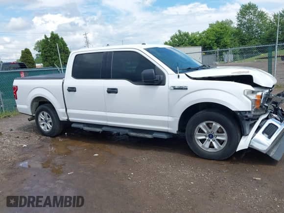 2018 Ford F-150 XL с VIN 1FTEW1CG5JKC57079, выставлен на аукционе IAAI как лот 42524901 с пробегом 127 333 миль миль и . История ставок и продаж доступна на DreamBid. Изображение 13.