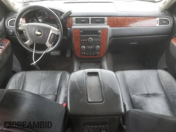 2013 Chevrolet Avalanche LS z VIN 3GNMCEE02DG145645, wystawiony jako Copart lot #50888915 z przebiegiem 145 766 mil mil oraz Szkoda całkowita • Salvage title. Historia ofert i sprzedaży dostępna na DreamBid. Obrazek 8.