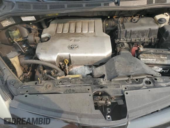 2008 Toyota Sienna LE with VIN 5TDBK23C68S021352, listed as a Copart auction lot 58484045 with 410,548 mi miles and Clean title. Bid and sale history available at DreamBid. Image 12.