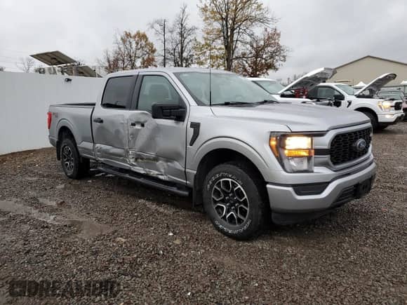 2023 Ford F-150 XL с VIN 1FTFW1E59PKD39339, выставлен на аукционе Copart как лот 90523825 с пробегом 83 174 миль миль и Списание • Salvage title. История ставок и продаж доступна на DreamBid. Изображение 4.